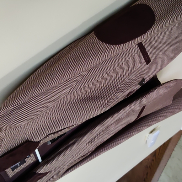 The Limited Blazer Jacket 🧥 - Picture 5 of 8